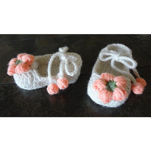 Baby booties #B032 crochet shoes 0-6 months