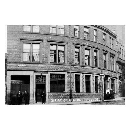 pt2532 - Black Lion Hotel , Leeds , Yorkshire - print 6x4