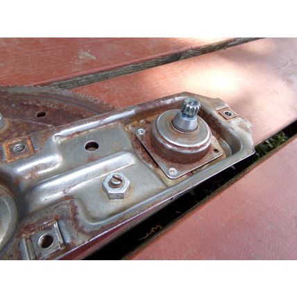 1974 Plymouth Duster RH Door Window Regulator OEM Dodge Dart 71 72 76 75 76