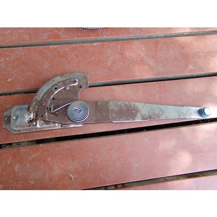 1974 Plymouth Duster RH Door Window Regulator OEM Dodge Dart 71 72 76 75 76