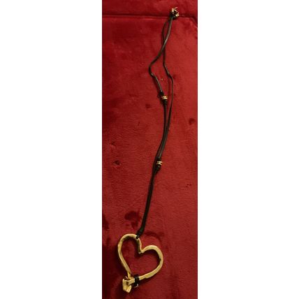 A Sweet Beautiful UNOde50 Heart Charm Long Necklace