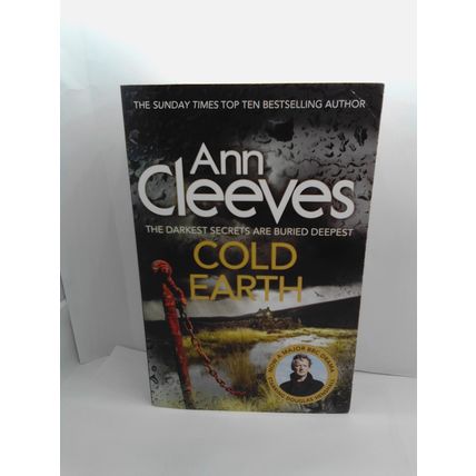4 Ann Cleeves Shetland PBs Cold Earth /Dead Water /Blue Lightning /White Nights