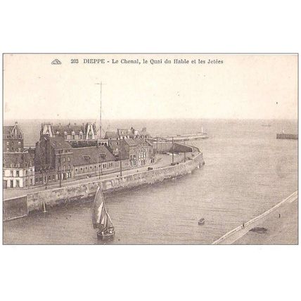 76 - Dieppe - Le Chenal - Le Quai du Hable et le jetées