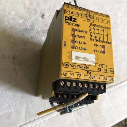PILZ PNOZ X8P SAFETY CONTROL RELAYS,PILZ PNOZ X8P 24 VDC,EB