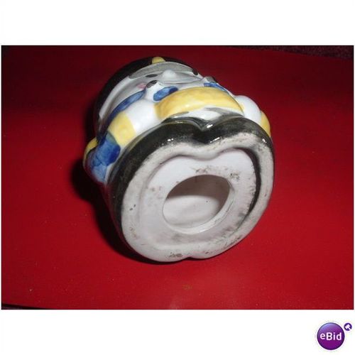 EGG CUP QUIRKY (25/07)