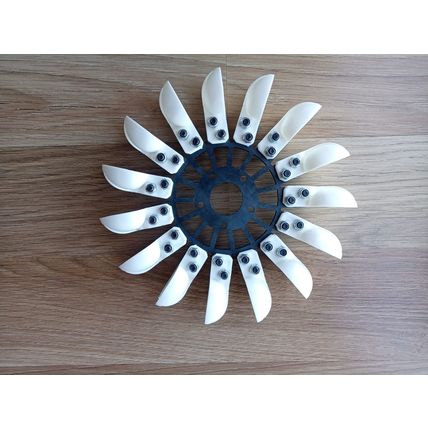 Pelton turbine wheel with 15 plastic spoon, 200 mm 7.88 inch