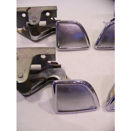 1977 CHRYSLER NEWPORT 4D DOOR HANDLE ASSYS TOWN & COUNTRY OEM 76 75 74 GRAN FURY