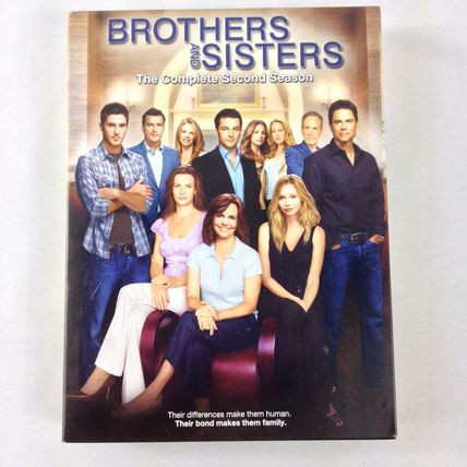 Brothers and Sisters TV Series- 2008 Release - 2nd Season- 5 Disc DVD Set - Used