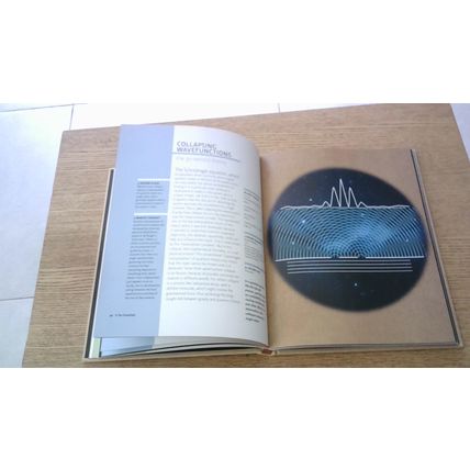 30-SECOND QUANTUM THEORY. Edited by Brian Clegg (1st Edn H/B) Icon Books 2014