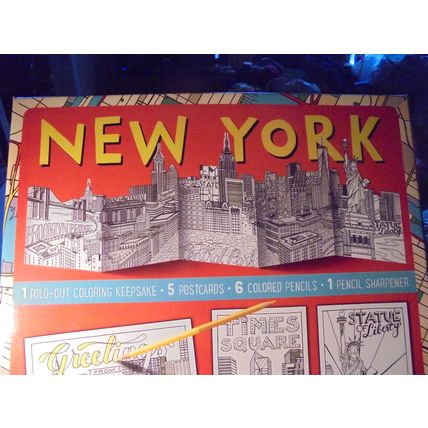 NEW YORK CITY COLORING SET! Mint and Unopened!! $20.00 Shipped!!!!