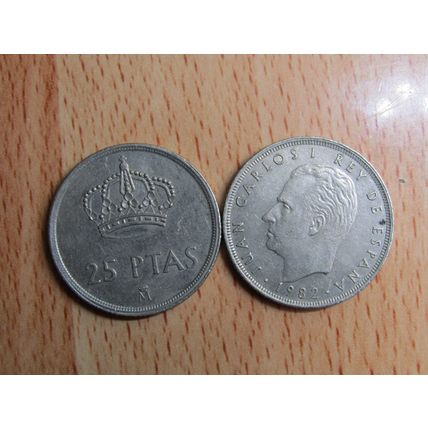 Spain 1982 Juan Carlos 25 Peseta Coin