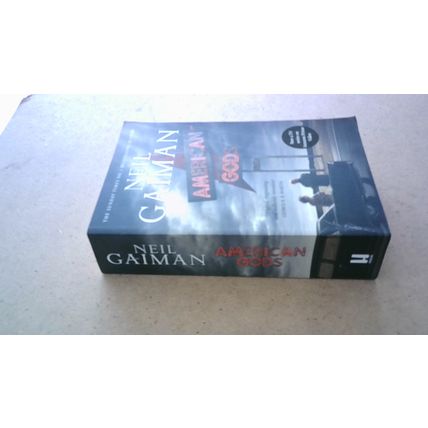 AMERICAN GODS. Neil Gaiman (TV Tie-In Paperback) 2015