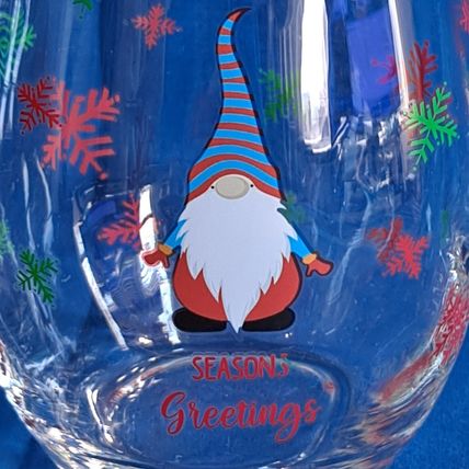 Set 2 HOLIDAY GNOMES Stemless 5" Wine Glasses Drinking Christmas Elf Dwarf