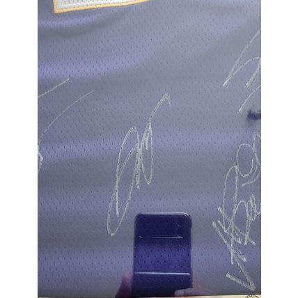 Kobe Bryant #24 Los Angeles Lakers Jersey with 5 Signatures