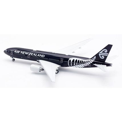 B777-219/ER AIR NEW ZEALAND REG: ZK-OKH W/STAND - INFLIGHT 200 IF772NZ1223 1/200