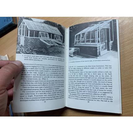 1959 1ST ED "THE COOL GREENHOUSE" G W ROBINSON PENGUIN PAPERBACK BOOK (P2)