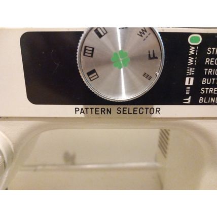 NEW HOME 632 UPHOLSTERY LEATHER FABRIC SEMI INDUSTRIAL HEAVY DUTY SEWING Machine
