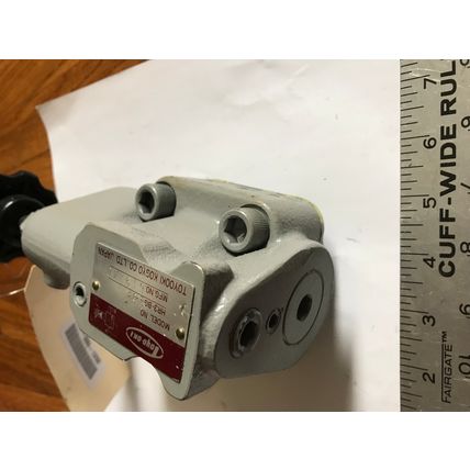 new TOYOOKI KOGYO HR3-BG1-04,6I9240 DIRECTIONAL CONTROL VALVE,AL