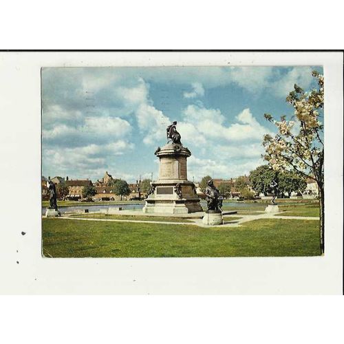 Warwickshire STRATFORD UPON AVON Gower Monument Postcard by Dixon (WAR 305)