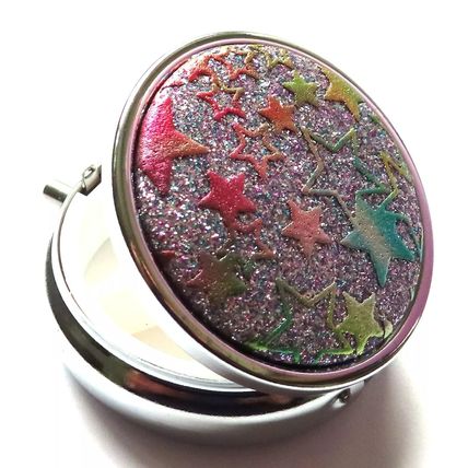 Glitter Stars Pill Box Round Pink and Blue Stars 2 CM Christmas Gift Storage
