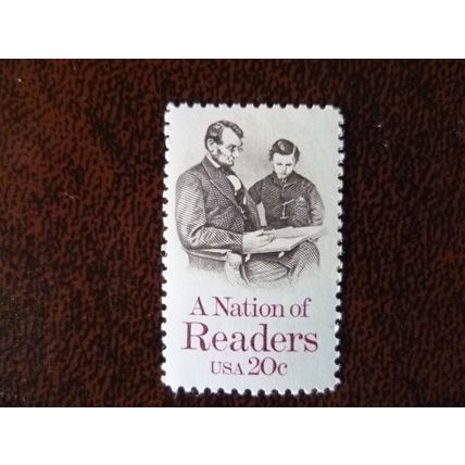 USA 1984 Nation of Readers 20c mint stamp SG2102 Abraham Lincoln books