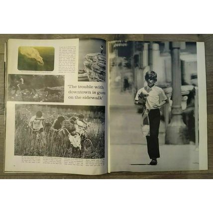 Life Magazine October 9 1970 Nassar Arafat, Joe Paterno Penn State - Fast Ship!