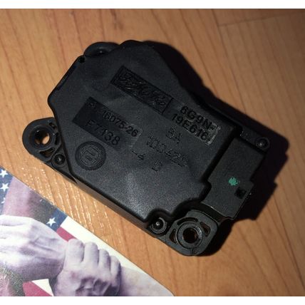 Rover LR2 LR048448 Volvo 31348271 Climate Change Blend Adjust Motor Actuator
