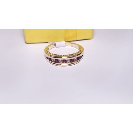 Estate .30ctw Natural Rd Ruby/Diamond channel 14Kt Y/Gold Heart side Band #22491