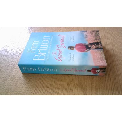 THE GOOD SERVANT. Fern Britton. (Paperback) 2023