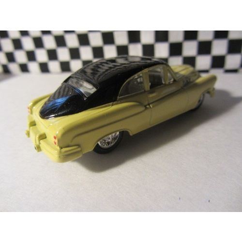 Johnny Lightning 1950 Buick Bumongous Hot Rod