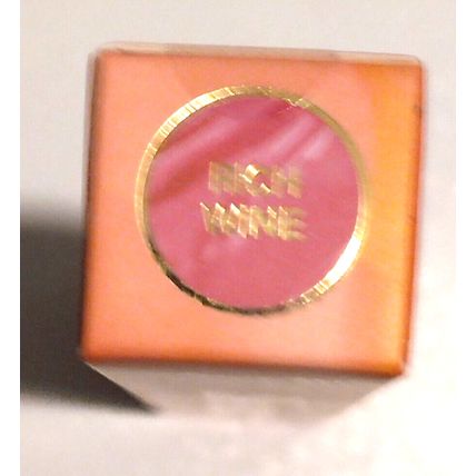 Amor Us Sleeky Kiss Plumping Lip Gloss Shade Rich Wine Cruelty Free Brand New!