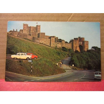 DOVER CASTLE, KENT unused postcard by C G Williams of Maidstone =