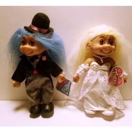 Vintage Russ 7" Tracey and Travis Bride and Groom Trolls with Hangtags