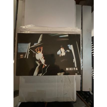Nikita..Luc Besson...French.9 x 11..8 .Card LOBBY CARD SET.new