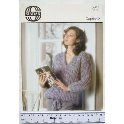 Vintage: Sirdar 5944 sweater, Caprine 2