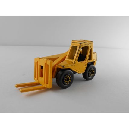 Matchbox Jacklift jack lift 1977 England base (yellow) ok/good condition