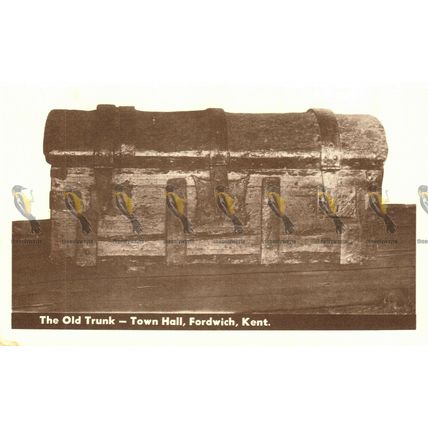 Old Trunk, Town Hall, Fordwich, Kent, Gemini Art Postcard