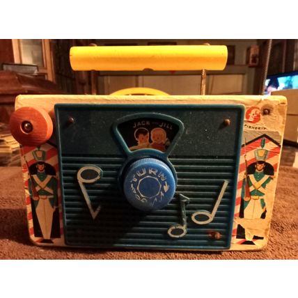 Old Vintage Fisher Price Tv Radio Jack & Jill # 148 7 1/4" Long Working 1959