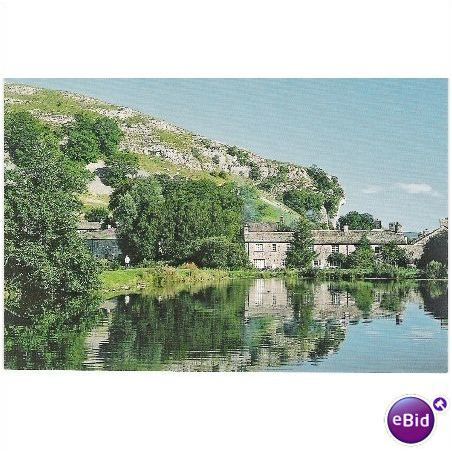 Kilnsey Crag, Wharfedale N. Yorkshire modern postcard
