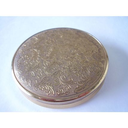 Powder Compact Floral Damask Pattern Goldtone Cream Powder