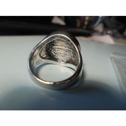 PUT ON A HAPPY FACE!! Happy Face Metal Ring ~ Size 9! Brand New! $12.00 Shipped!