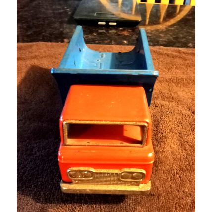 Old Tin Friction Powered Dump Truck Working (AHI Made In Japan) 1960s 8 3/4 Long
