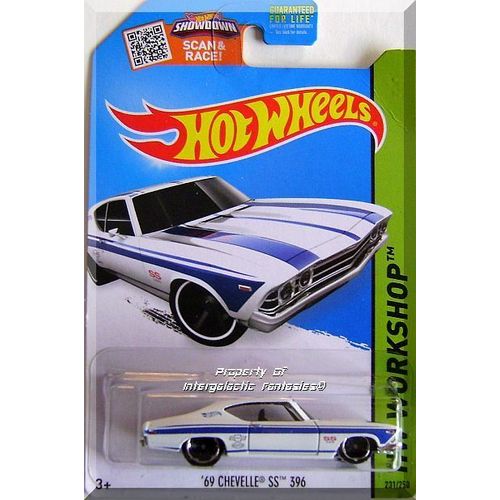 Hot Wheels - '69 Chevelle SS 396: Muscle Mania #231/250 (2015) *White Edition*