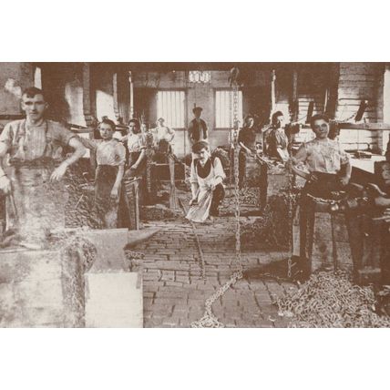 Antique Cradley Heath Chainmakers Worcester Crafts Photo Postcard