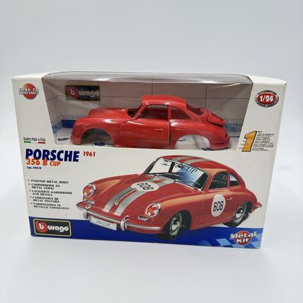 Burago 1:24 scale Porsche 1961 356 B Cup die-cast metal model kit Sealed New