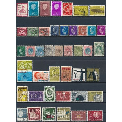 562 Stamp Selection - Netherlands - Used Hinged