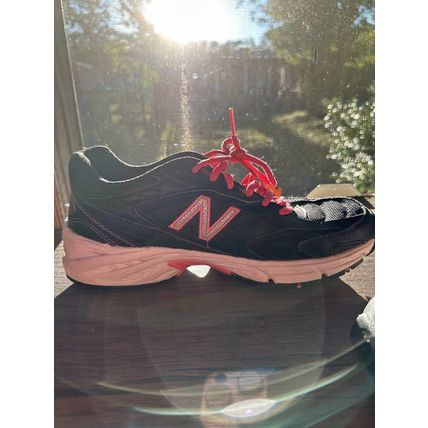 New Balance Womens 80 V2 WE80SS2 Black W/Pink Laces Running Shoes Sneakers Sz 9B