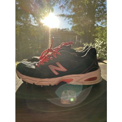 New Balance Womens 80 V2 WE80SS2 Black W/Pink Laces Running Shoes Sneakers Sz 9B