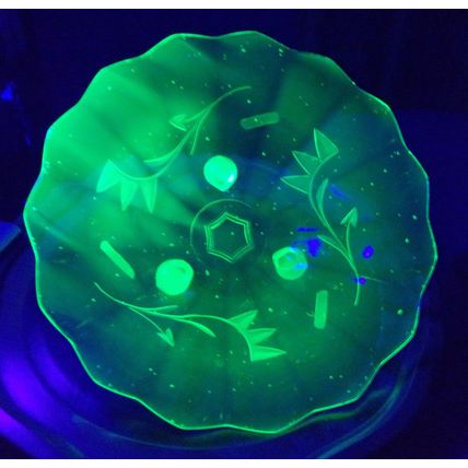 Rare Uranium Glass Art Deco "Mathilde" Bowl Walther & Sohne.