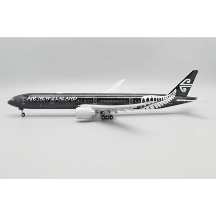 B777 AIR NEW ZEALAND ALL BLACKS REG:ZK-OKQ - JC WINGS XX20157A 1/200 - PRE ORDER